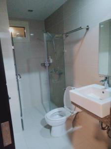 81 Newport Boulevard-Hyuna Place, Across NAIA T3