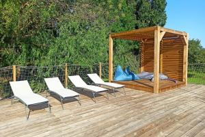 84B6 - Loft in charming 18th century farmhouse