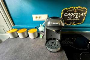 84B9 - "LInterlude" elegant historic flat