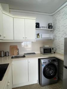 Sunflower residence first line by the sea