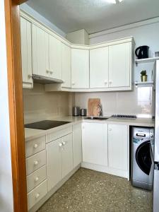 Sunflower residence first line by the sea