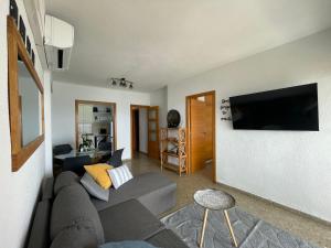 Sunflower residence first line by the sea