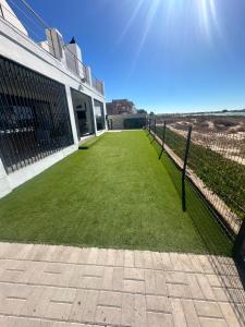 BEACH FRONT BEAUTY 50 meters from beach sand