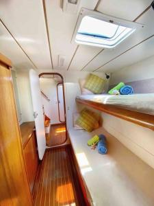 Flying Ginny Lagoon 55 Catamaran All-Inclusive Charter