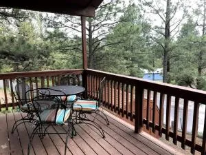 Horsin Around-cabin With A Peaceful Covered Deck - Alpine Cellars Village