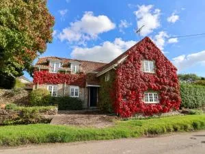 The Cheesehouse - Puncknowle