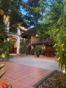 Golden Sun Boutique Hotel - Xien Men