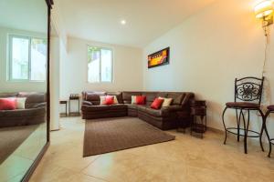 Spacious Villa with Pool and Sports Area