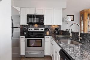 Overlook 05 with Wintergreen Advantage