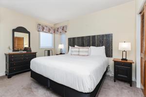 Overlook 41 with Wintergreen Advantage