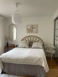 Old villa with garden close to centre of ParainenP - Kirjala