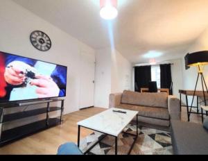 Entire 2 bed home, North Shields, UK FREE parking