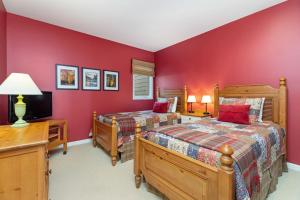 Overlook 43 with Wintergreen Advantage