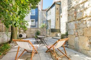 GuestReady - Historic Courtyard Townhouse
