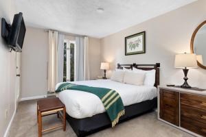 Stoneridge 43 with Wintergreen Advantage