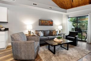 Mountain Inn Lodge 61 with Wintergreen Advantage - 3hvězdičkové hotely ve městě Wintergreen