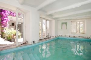 Historic Casa Almelara with Heated Pool and Steam Room