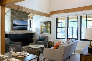 Academy Place | Paintbrush
