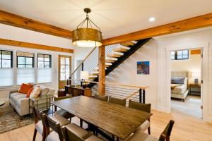 Academy Place | Paintbrush
