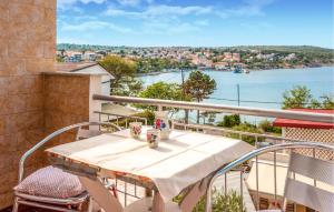 1 Bedroom Amazing Apartment In Silo 