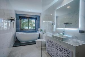 Baan Santhiya Private Pool Villas - Hotel style service with Free Tuk Tuk