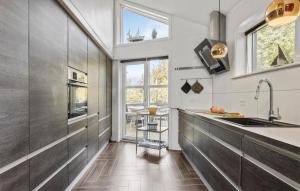 3 Bedroom Nice Home In Hjørring