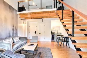 One-Bedroom Apartment room in Mountain Inn Lodge 78 with Wintergreen Advantage