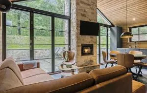 2 Bedroom Cozy Home In Kruså - Glücksburg