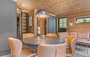 2 Bedroom Cozy Home In Kruså