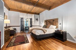 One-Bedroom Apartment room in Mountain Inn Studio 97 with Wintergreen Advantage