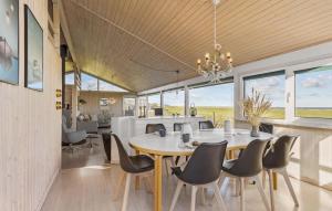 4 Bedroom Lovely Home In Sæby