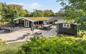 3 Bedroom Cozy Home In Ulfborg - Sønder Nissum