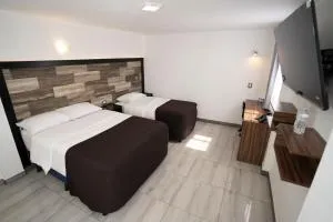 Luna de Plata Aeropuerto - 韦韦特南戈