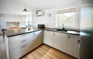 Cozy Home In Hurup Thy With Wifi