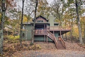 Three-Bedroom Holiday Home  room in Whispering Pines with Wintergreen Advantage