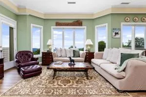 Highridge Court 08 with Wintergreen Advantage - Wintergreen