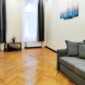 Ditroi Apartment Large