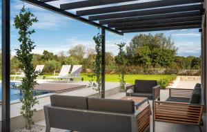 Gorgeous Home In Bale