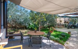 Gorgeous Apartment In Fazana With Wifi