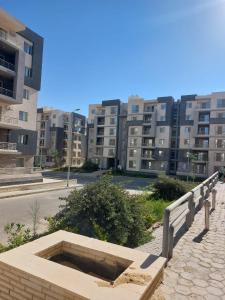 كمبوند جنة مصر عند الجامعه الامريكيه التجمع الخامس