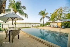 Qavi - Lagoa View - Arez