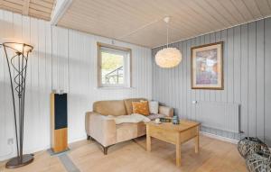 3 Bedroom Pet Friendly Home In Bryrup