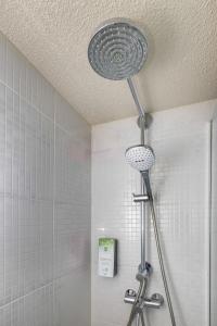 Hotels Campanile NATURE - Cergy Saint Christophe : Chambre Standard - 1 Lit Queen-Size