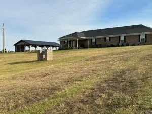 Sweet Victory Bed and Breakfast - Bushtown