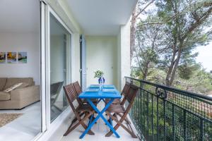 LB Vacation Rentals I Spacious 2BR Apartment with Terrace, Balcony