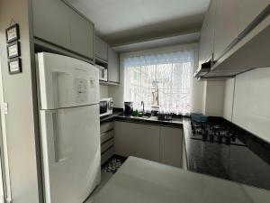 Duplex de 3 Quartos com Piscina - 140m da praia