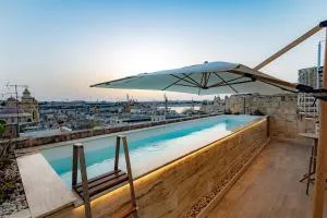 Moon Malta Boutique Stay with Rooftop Pool & Sea Views of Valletta, Grand Harbour & Three Cities - 科斯皮夸