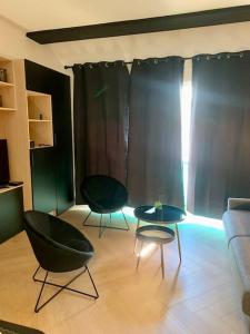 Appartements Le Doux Mer - Studio Royan Hyper Centre - Classe 3 etoiles - 2 pers - 150m plage : photos des chambres