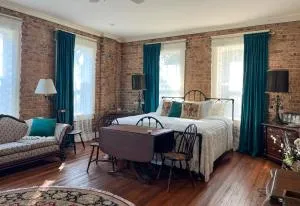 Tanglewood Inn - Pendleton