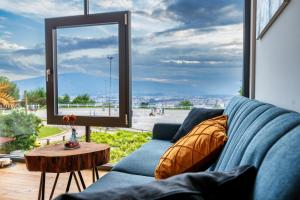 Tourist Farm HOTEL FROST